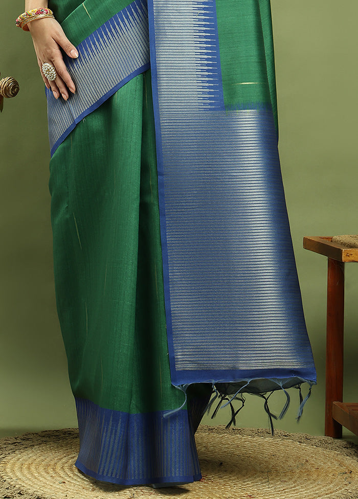 Green Dupion Silk Saree With Blouse Piece Cheap Sale Online