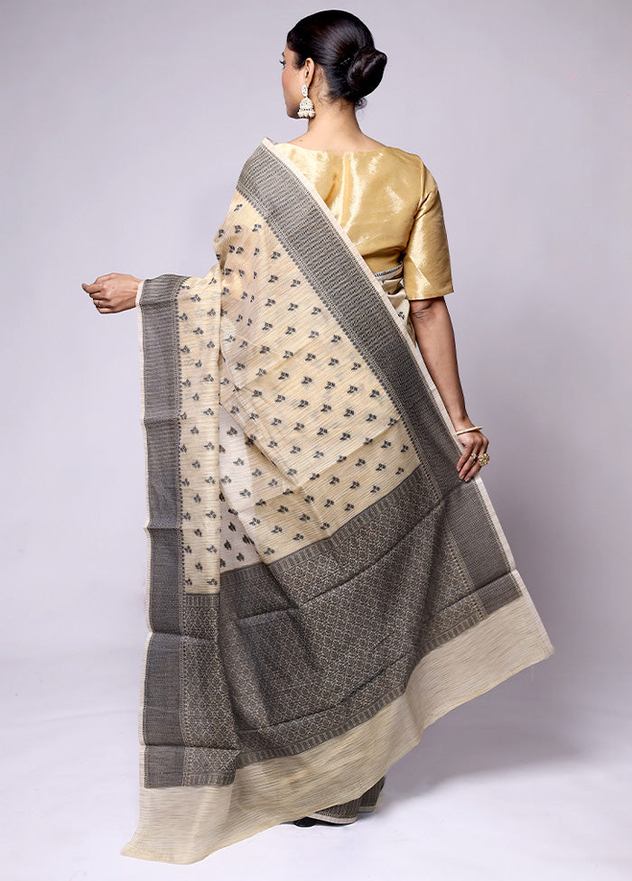 Cream Cotton Saree With Blouse Piece Sale Wholesale Pice