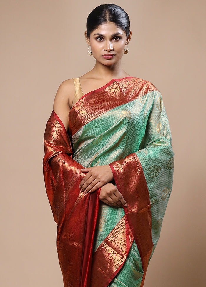 Green Kanjivaram Silk Saree With Blouse Piece Very Cheap Pice