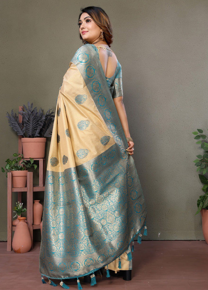 Cream Spun Silk Saree With Blouse Piece Comfortable