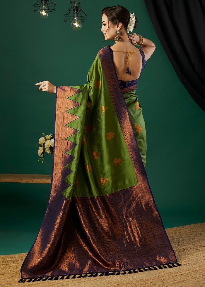 Green Banarasi Silk Saree With Blouse Piece Discount Pay With Visa