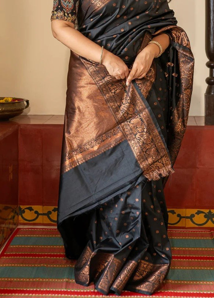 Black Banarasi Silk Saree With Blouse Piece For Sale Wholesale Pice