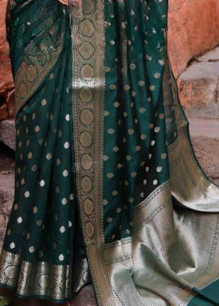 Green Banarasi Silk Saree With Blouse Piece Newest Online