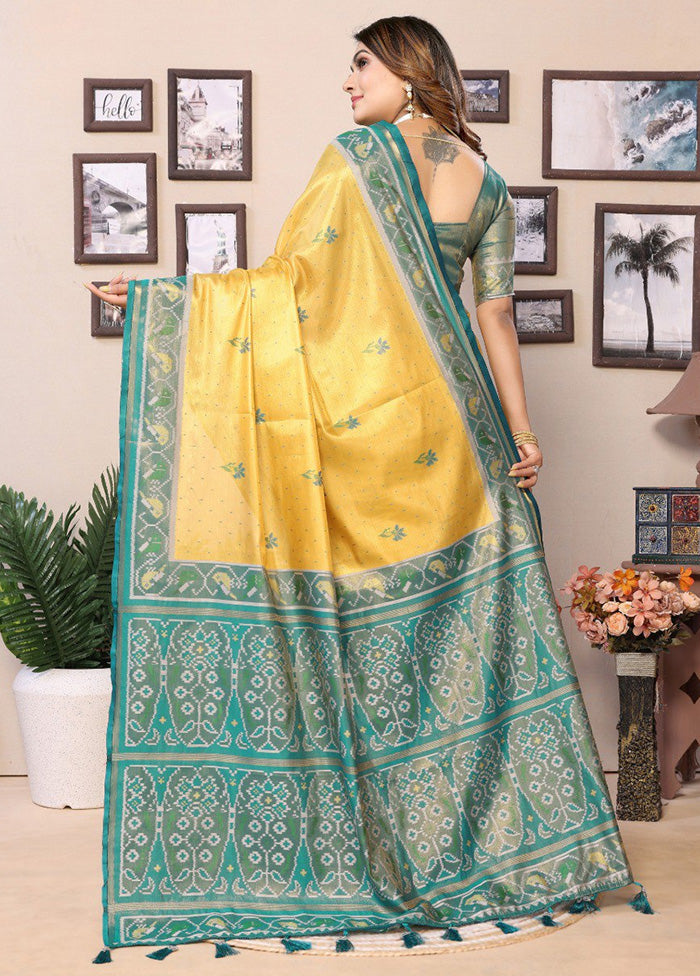 Yellow Banarasi Silk Saree With Blouse Piece Comfortable Cheap Pice