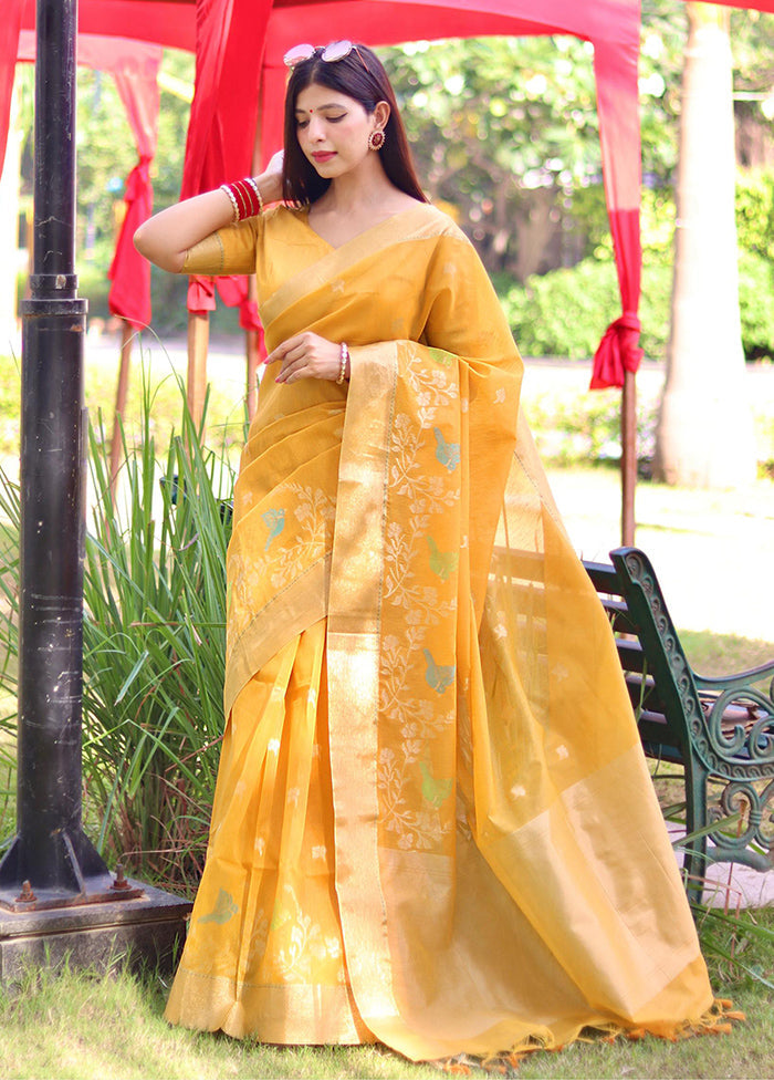 Yellow Linen Silk Saree With Blouse Piece In China