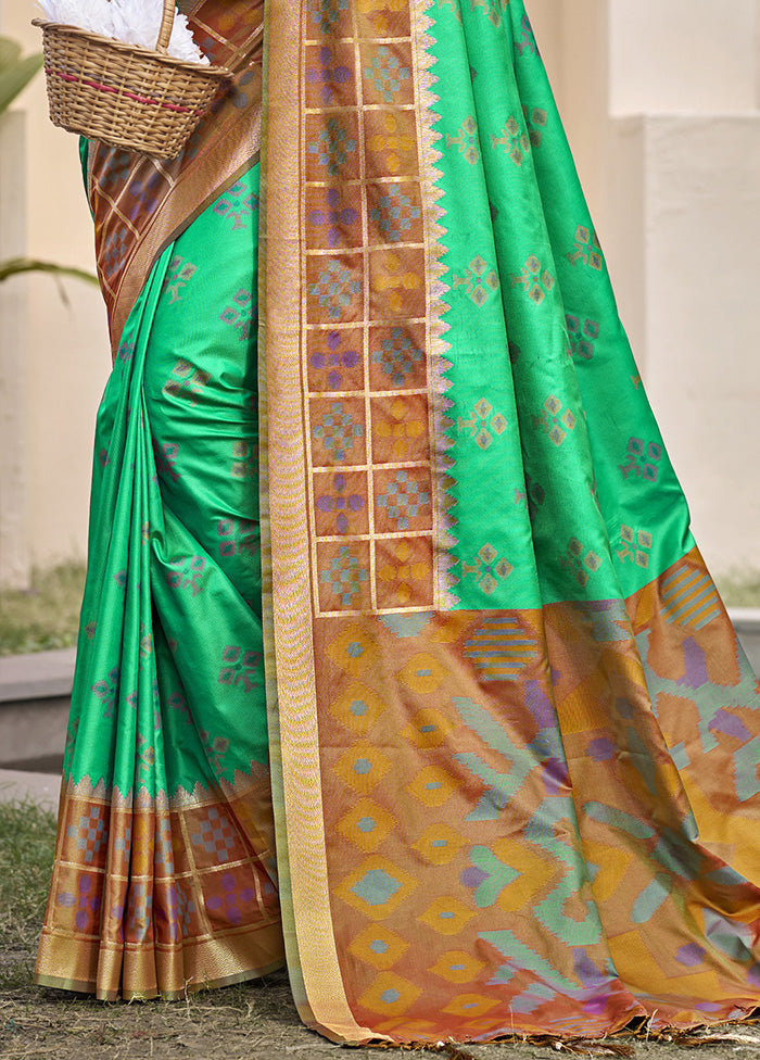 Rama Green Spun Silk Saree With Blouse Piece Sale For Cheap