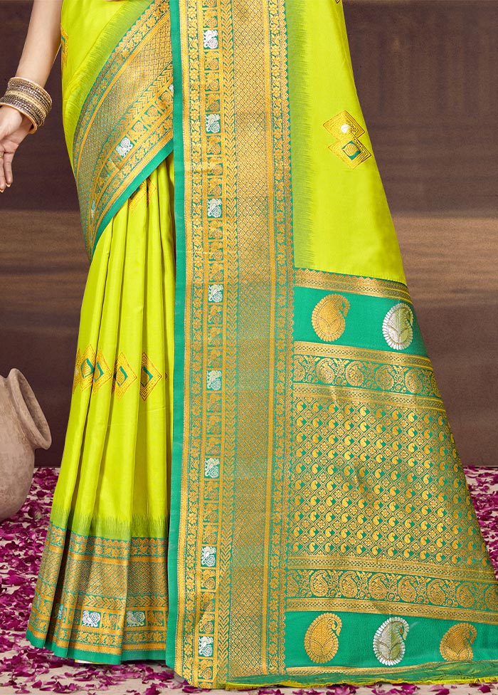 Parrot Green Dupion Silk Saree With Blouse Piece Cheap Sale Buy