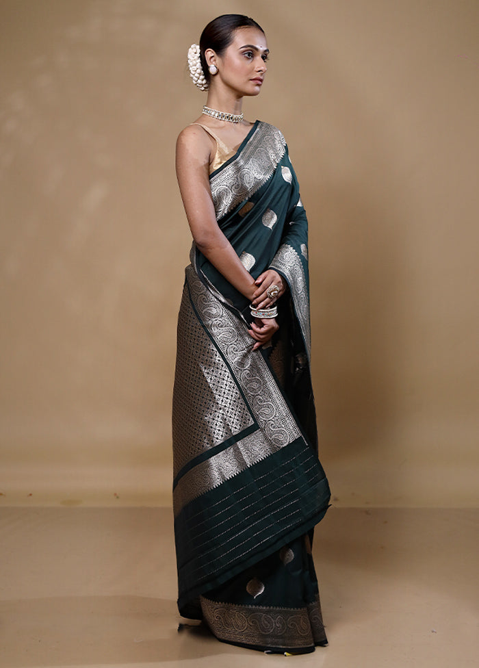 Green Uppada Silk Saree With Blouse Piece Cheap Pice Buy Discount