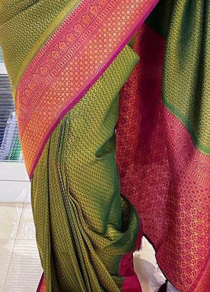 Mehendi Banarasi Silk Saree With Blouse Piece Cheap Eastbay