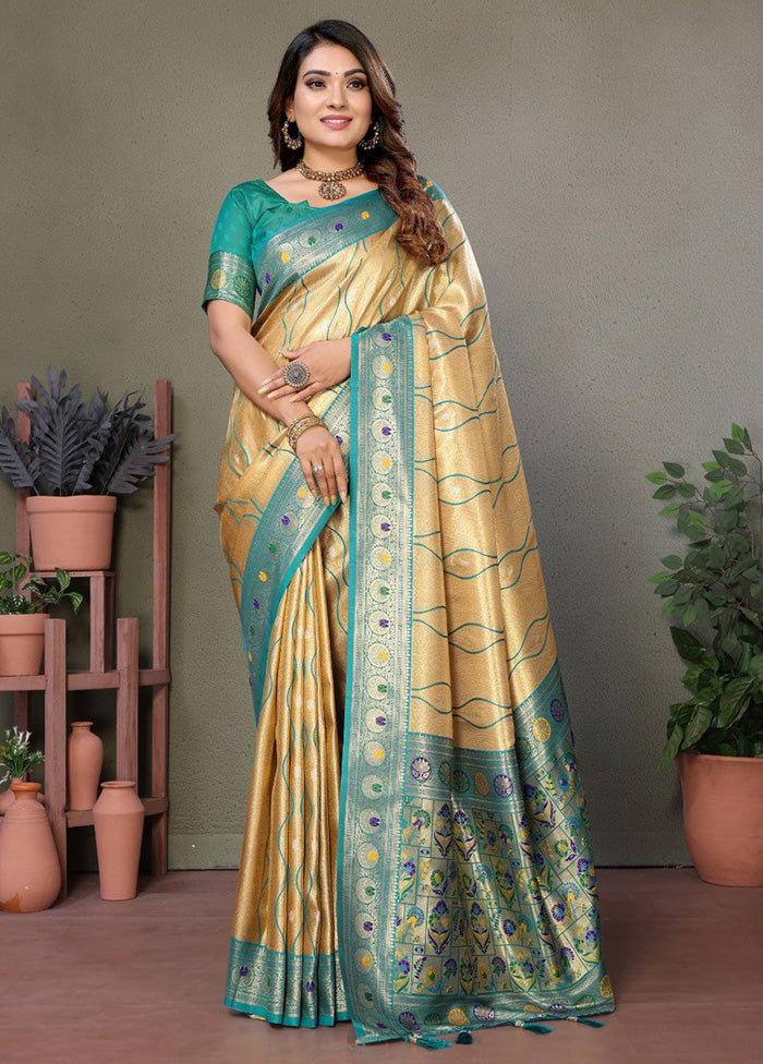 Cream Banarasi Silk Saree With Blouse Piece Outlet With Credit Card