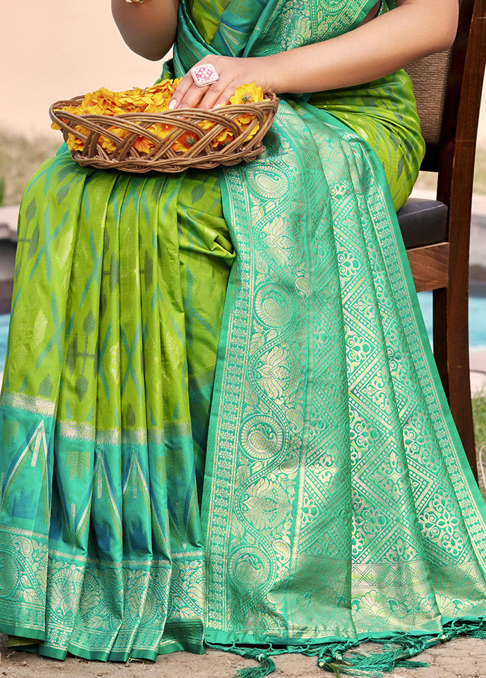 Green Spun Silk Saree With Blouse Piece Cheap Sale Get Authentic