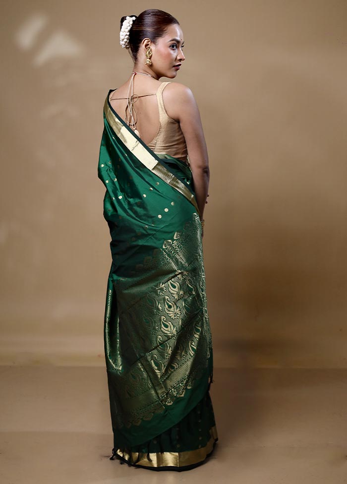 Green Kanjivaram Silk Saree With Blouse Piece Exclusive Online