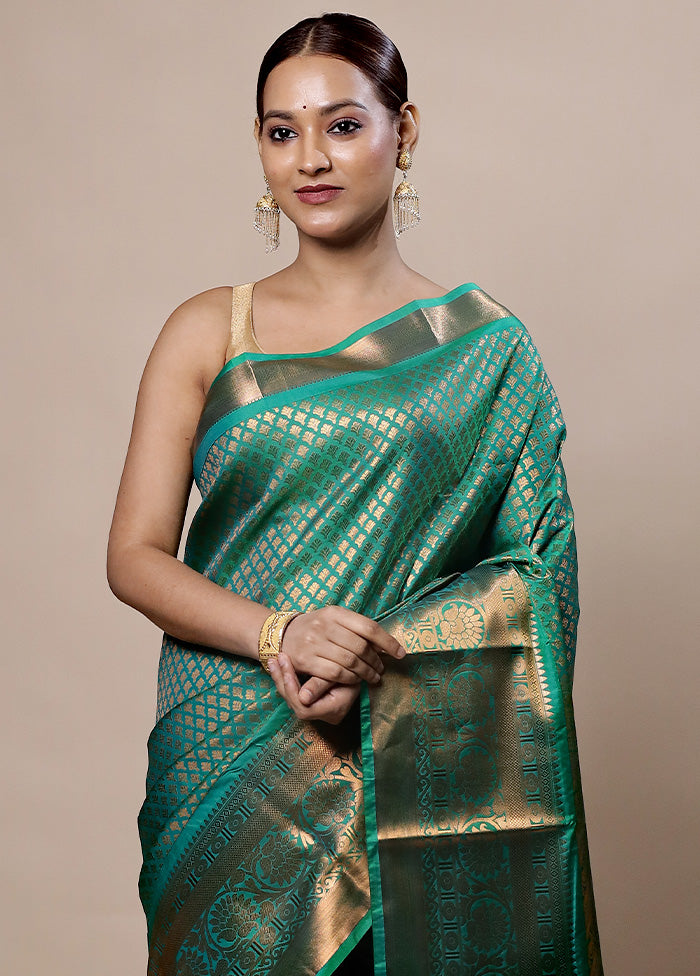 Green Kanjivaram Silk Saree With Blouse Piece With Credit Card Online