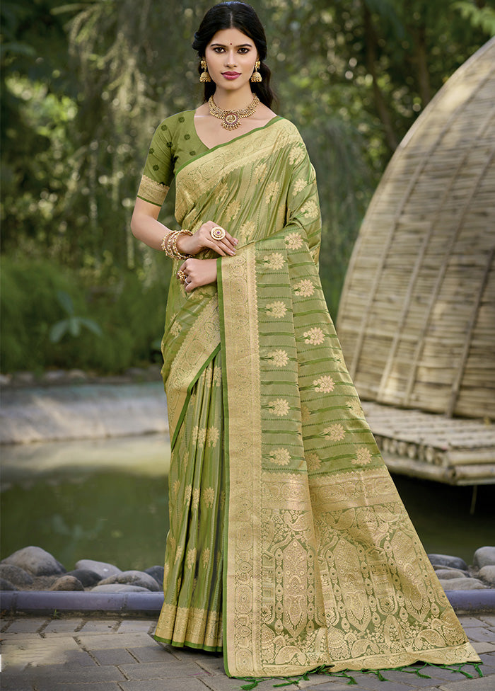 Green Spun Silk Saree With Blouse Piece Discount View