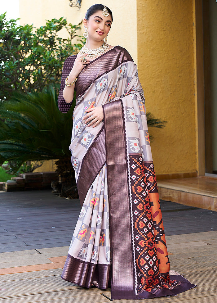 Off White Crepe Silk Saree With Blouse Piece Footlocker Finishline Online