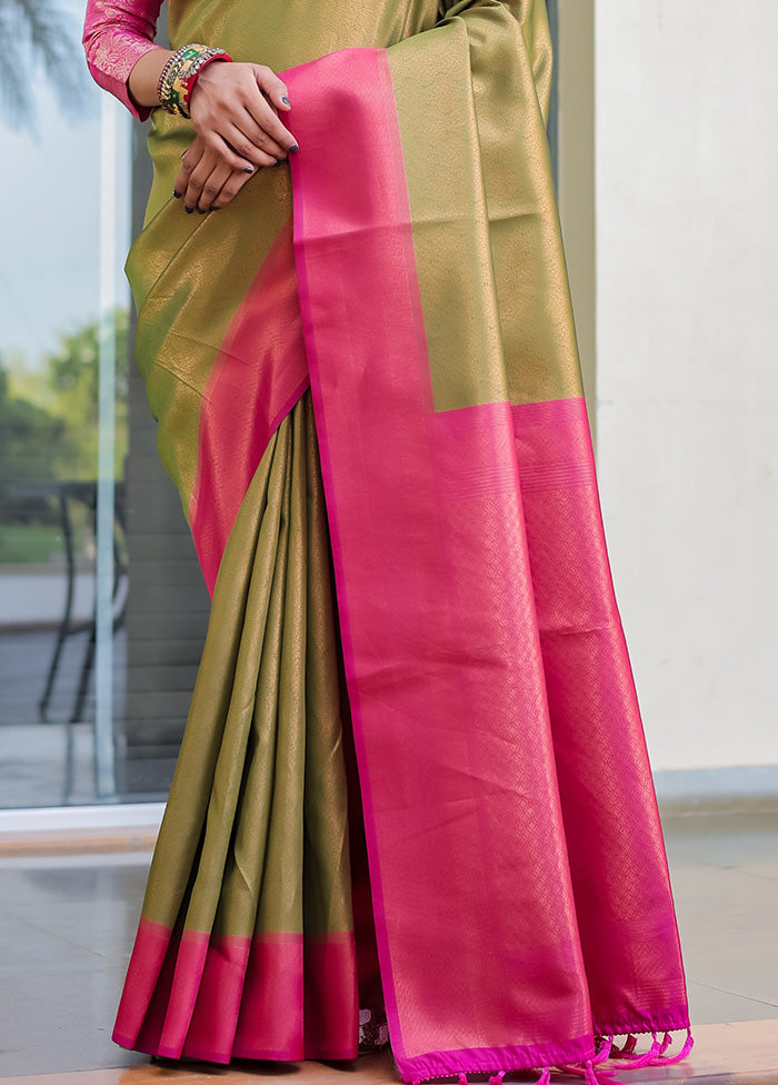 Green Kanjivaram Silk Saree With Blouse Piece Outlet View