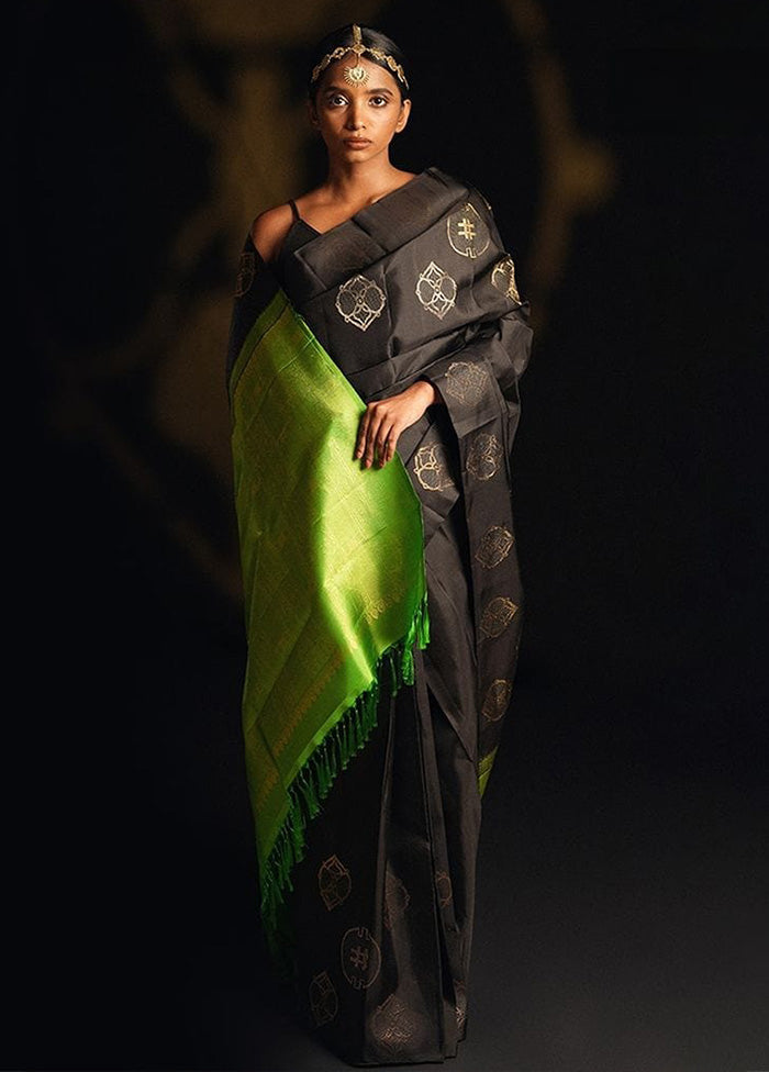 Black Banarasi Silk Saree With Blouse Piece Sale For Cheap