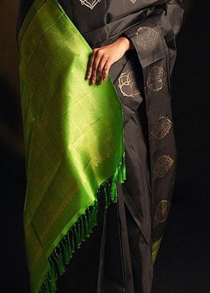 Black Banarasi Silk Saree With Blouse Piece Sale For Cheap