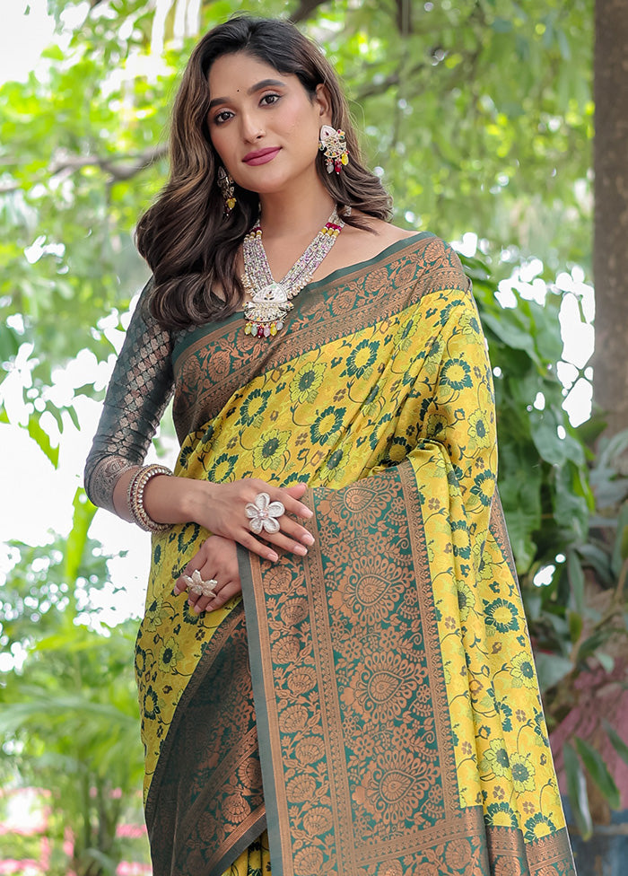 Mehendi Banarasi Silk Saree With Blouse Piece Outlet Release Dates