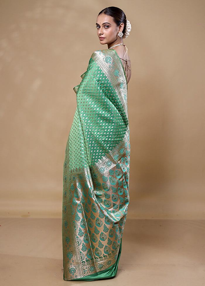 Green Banarasi Silk Saree With Blouse Piece Extremely For Sale