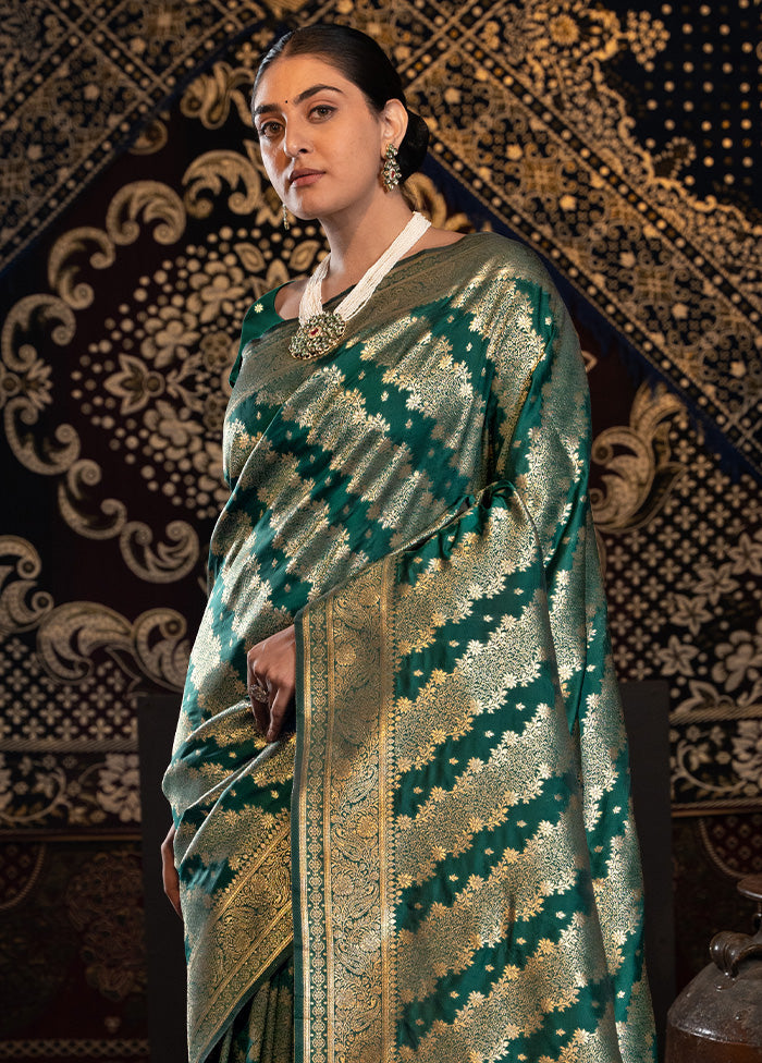 Bottle Green Banarasi Silk Saree With Blouse Piece Outlet Great Deals