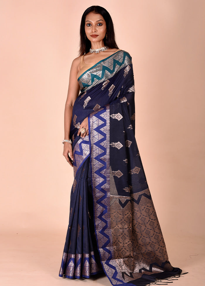 Blue Cotton Saree With Blouse Piece New Arrival For Sale