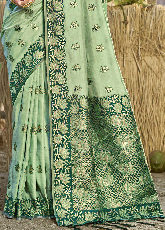 Light Green Spun Silk Saree With Blouse Piece Discount 2025 Newest