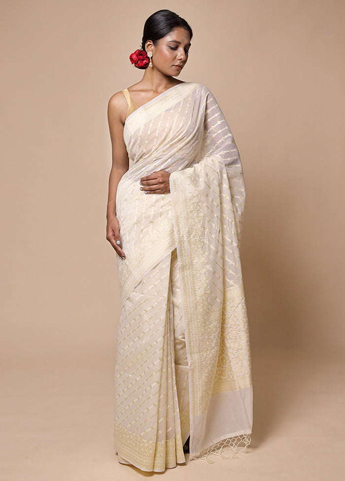 White Kora Silk Saree With Blouse Piece In China Online