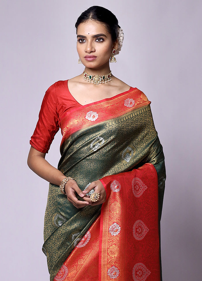 Green Dupion Silk Saree With Blouse Piece Marketable