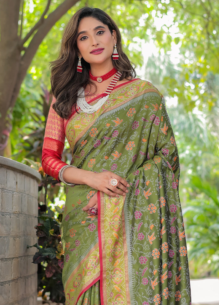 Olive Green Spun Silk Saree With Blouse Piece Cheap Sale Release Dates