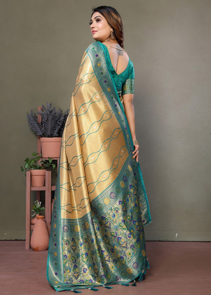 Cream Banarasi Silk Saree With Blouse Piece Outlet With Credit Card