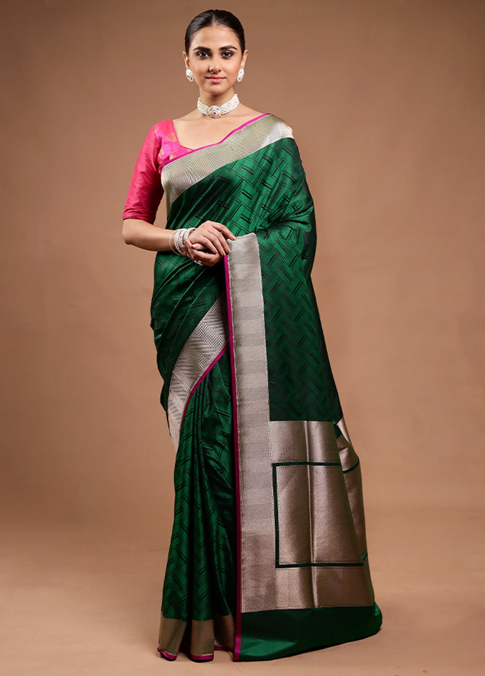 Green Uppada Silk Saree With Blouse Piece Low Cost Sale Online